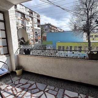 Продава апартамент след основен луксозен ремонт в гр. Хасково 