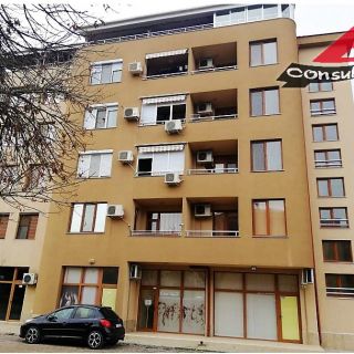 Астарта-Х Консулт продава три търговски помещения в гр.Димитровград
