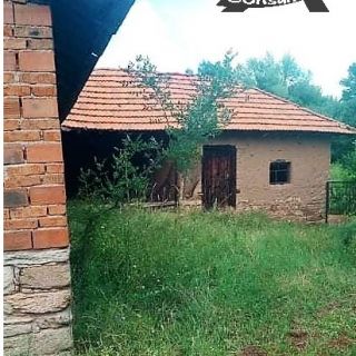 Астарта-Х Консулт продава двуетажна къща в село Елена 
