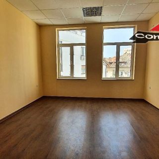 Астарта-Х Консулт продава офиси в офис сграда в центъра на гр.Хасково 