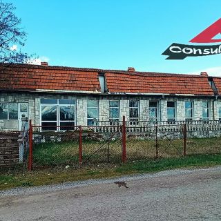 Астарта-Х Консулт продава производствена сграда в село Върбица 